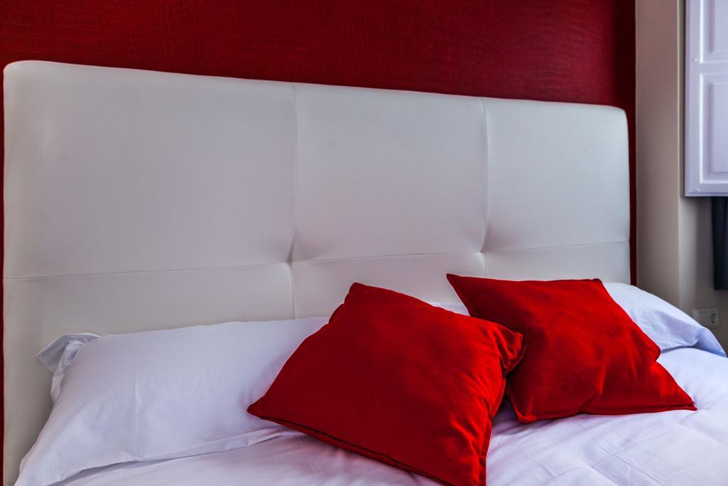 Apartamentos Valentina Deluxe 3000 Granada Habitación foto